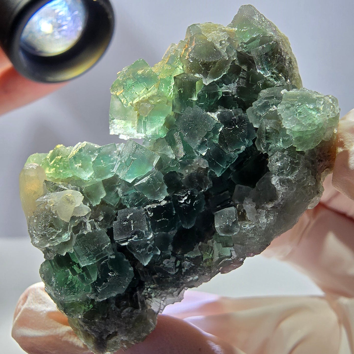 Rare cube de fluorite fantôme, spécimen de quartz vert Okorusu, Namibie, 55 x 33 x 24 mm
