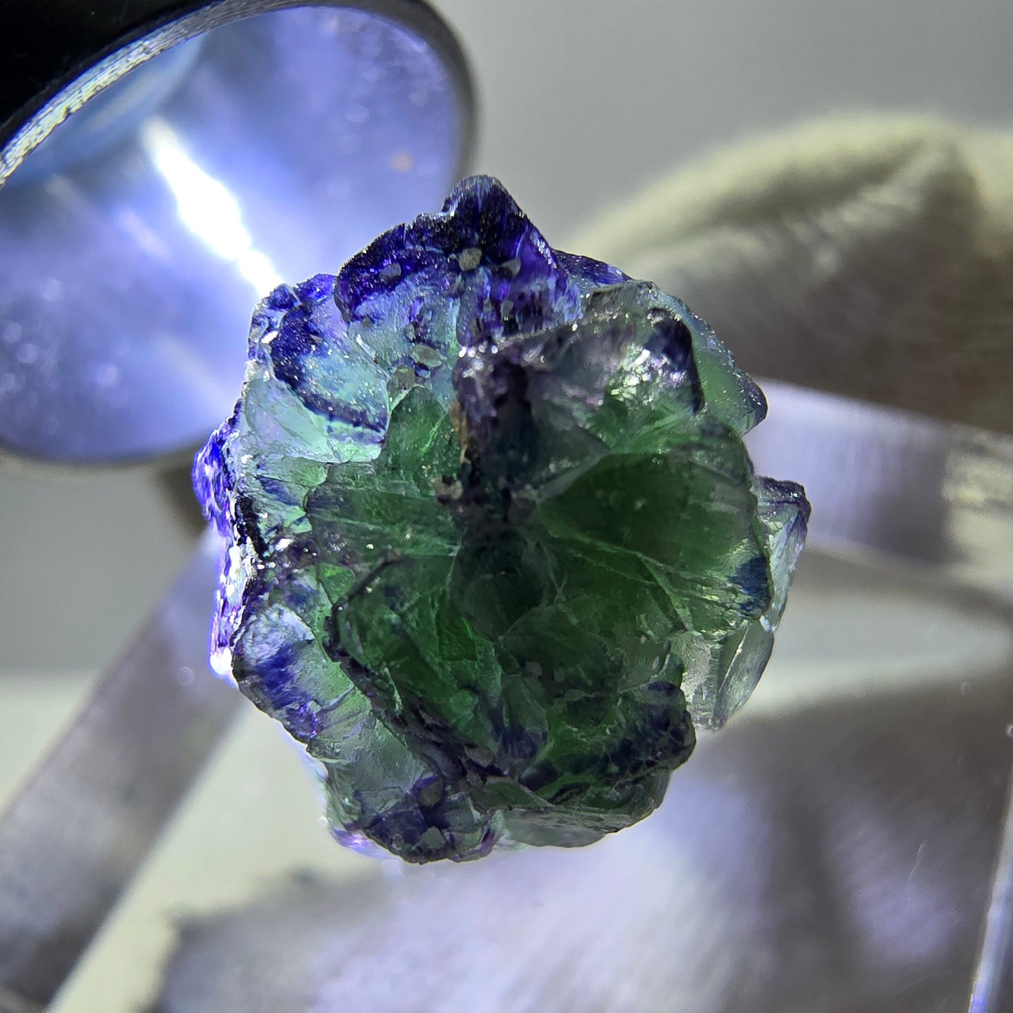 Cube de fluorite fantôme zonal, spécimen de tourmaline Schorl, Erongo, Namibie, 14 x 13 x 13 mm