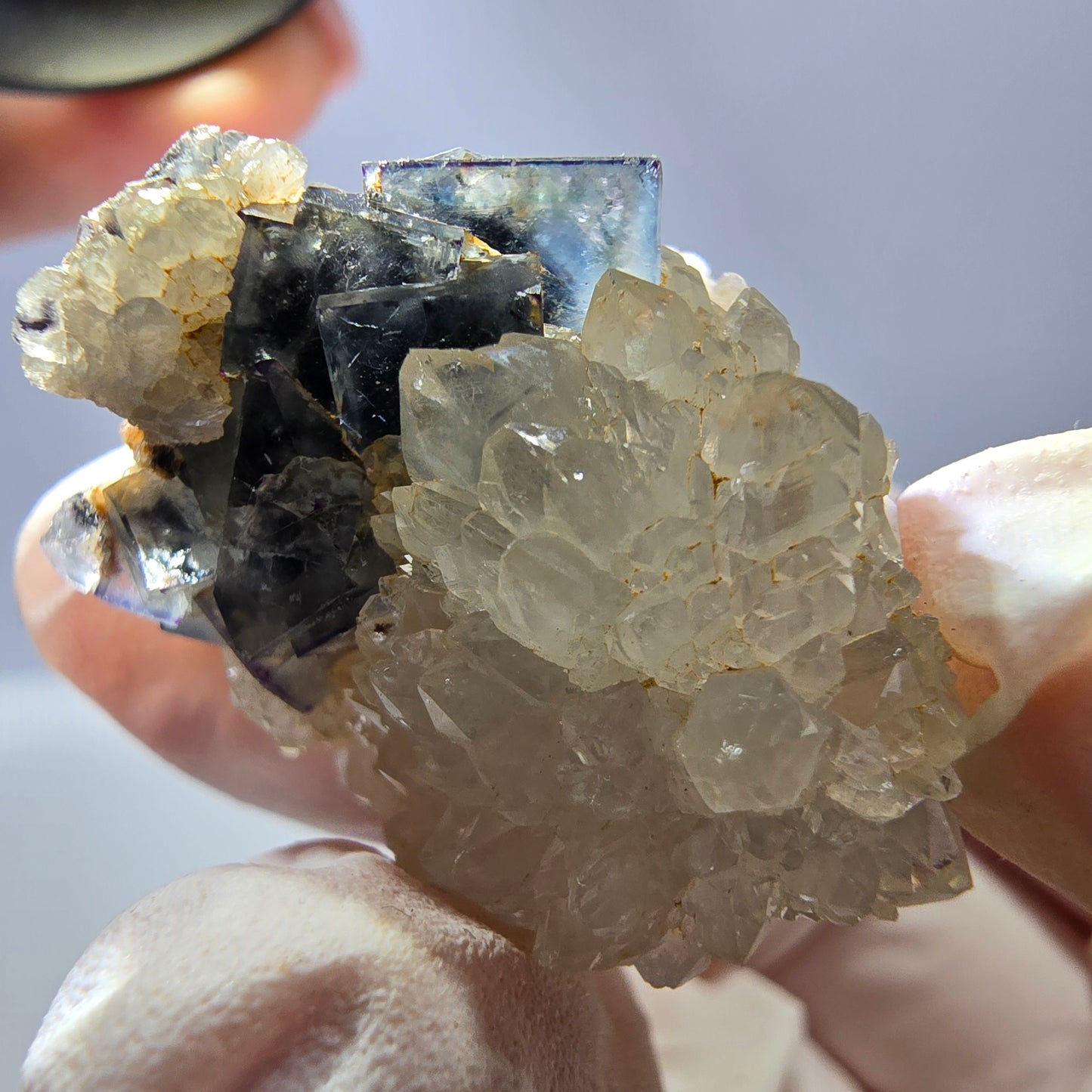 Rare cube de fluorite fantôme, spécimen de quartz vert violet Okorusu Namibie 34*28*25mm