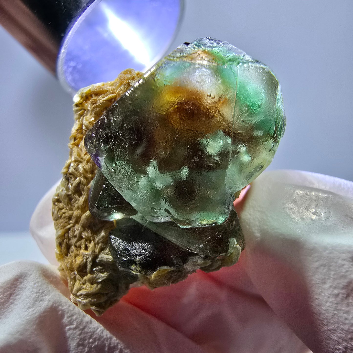 Cube de fluorite fantôme, spécimen de muscovite, Erongo, Namibie, 26 x 20 x 13 mm