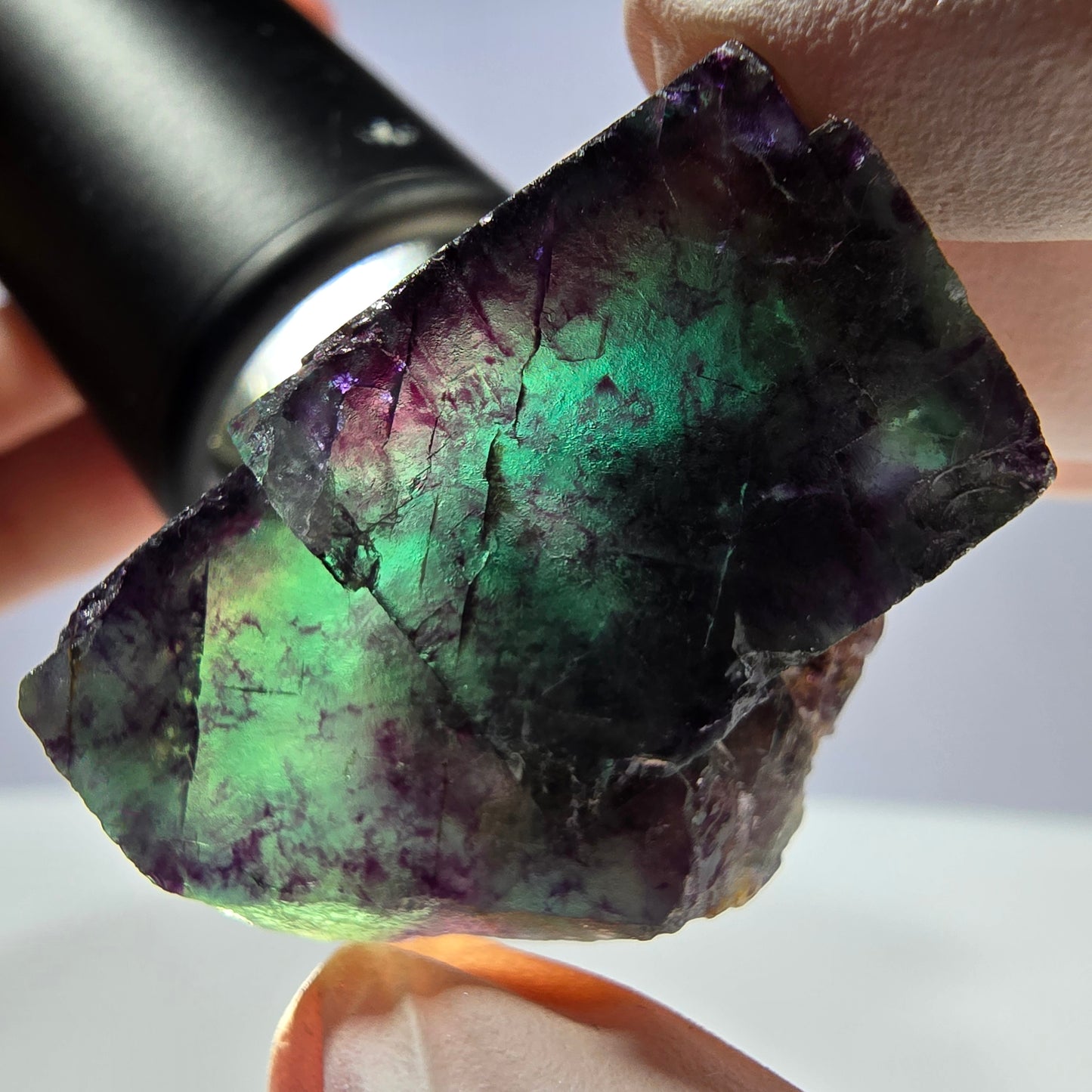 Spécimen de cube de fluorite fantôme parqueté vert violet Okorusu, Namibie 34*26*21mm