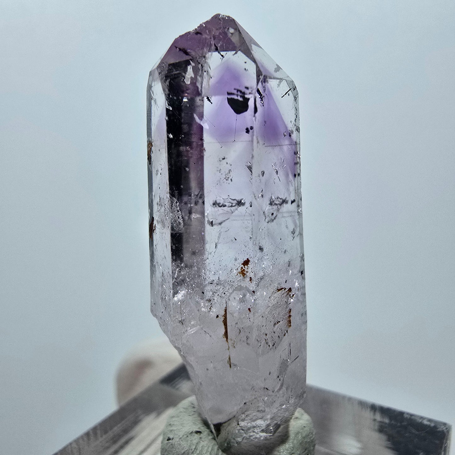 Mine d'améthyste Harlequin Phantom, Goboboseb, Namibie, 36 x 13 x 9 mm