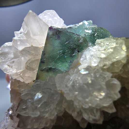 Seltene Phantom Fluorit Würfel, Quarz Stufe grün lila Okorusu Namibia 48*42*28mm