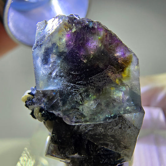 Cubes de fluorite fantôme colorés, muscovite, tourmaline Schorl, hyalite Erongo, Namibie 27 x 15 x 15 mm