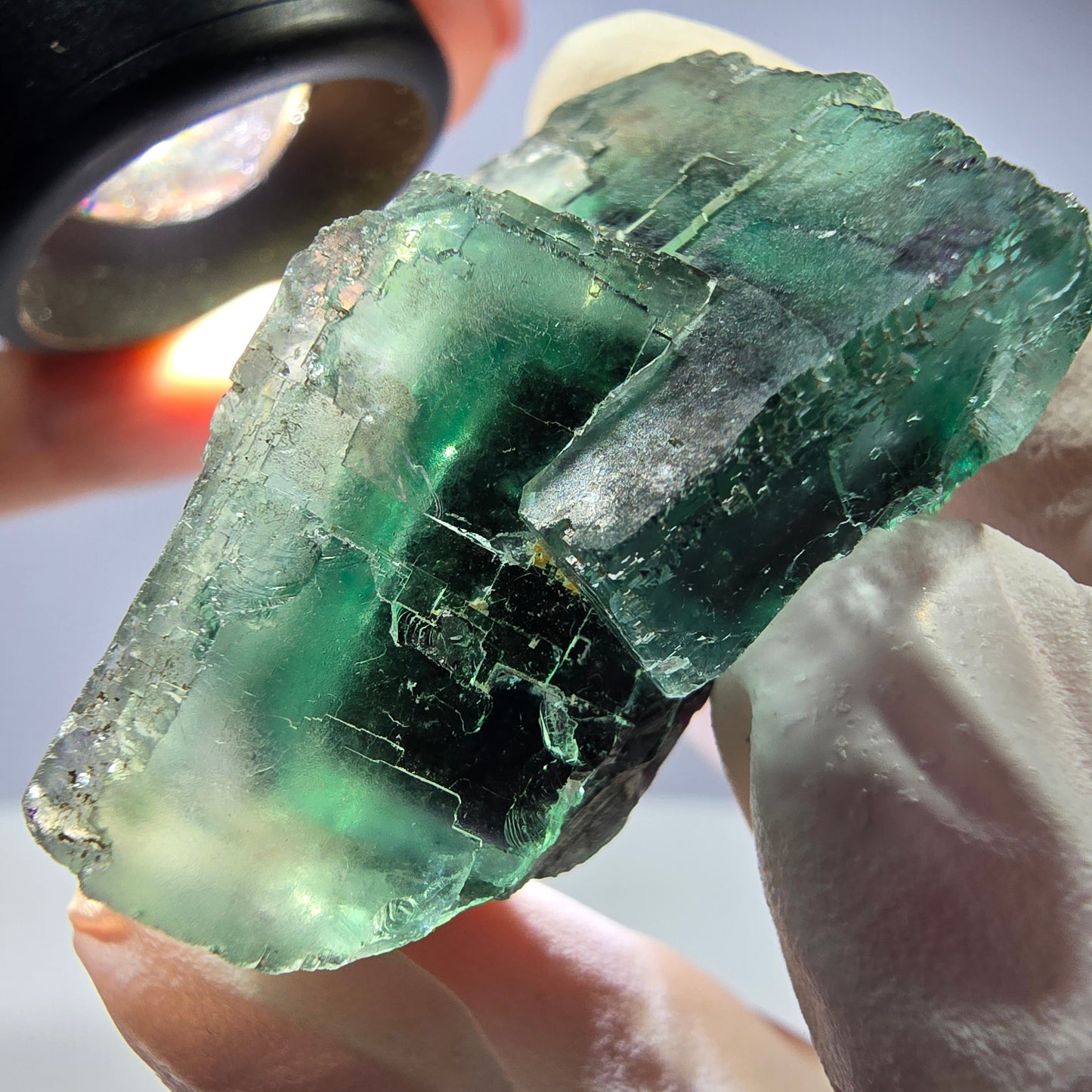 Spécimen de cube de fluorite fantôme parqueté vert violet Okorusu, Namibie 40*29*21mm