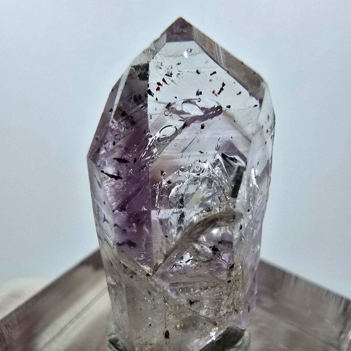 Mine d'améthyste Harlequin Phantom Streep, Goboboseb, Namibie, 26 x 14 x 11 mm