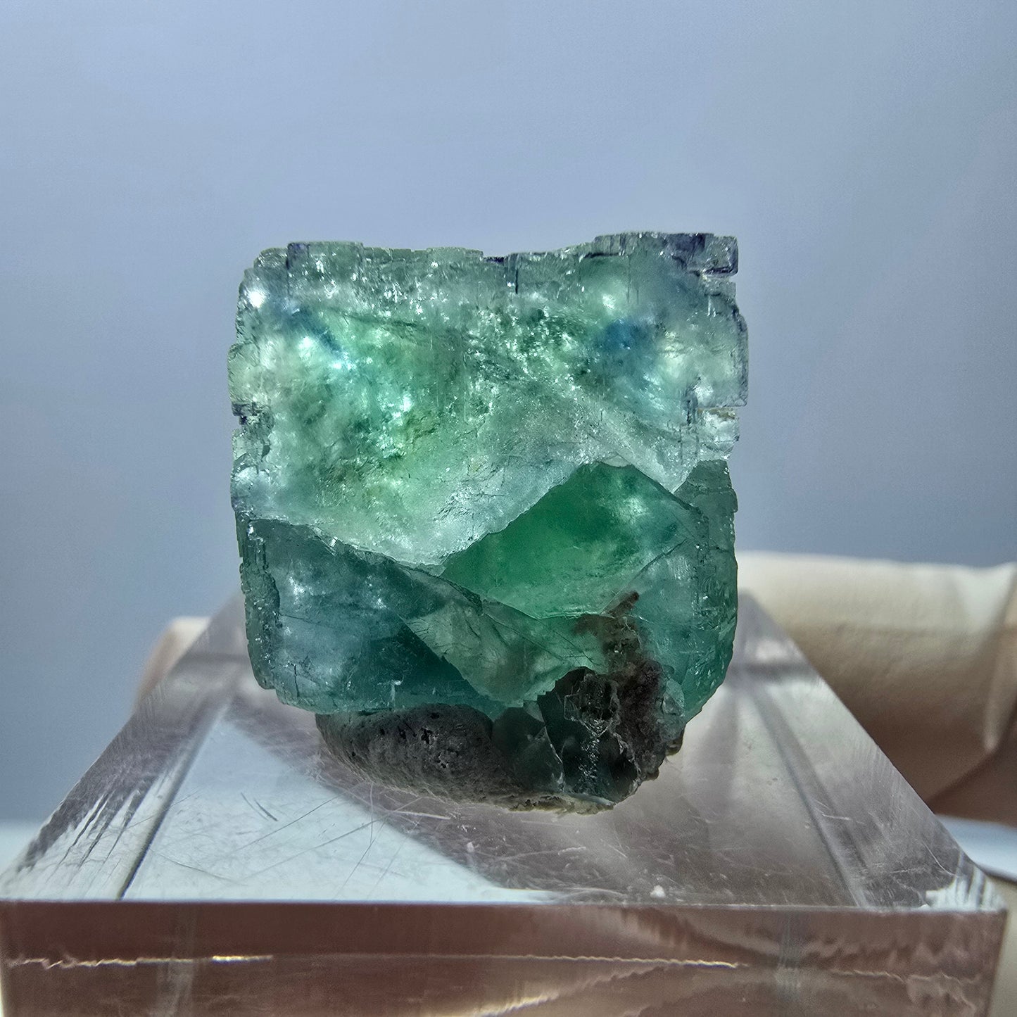 Phantom Fluorit Würfel Stufe, grün parkettiert Okorusu, Namibia 22*20*18mm