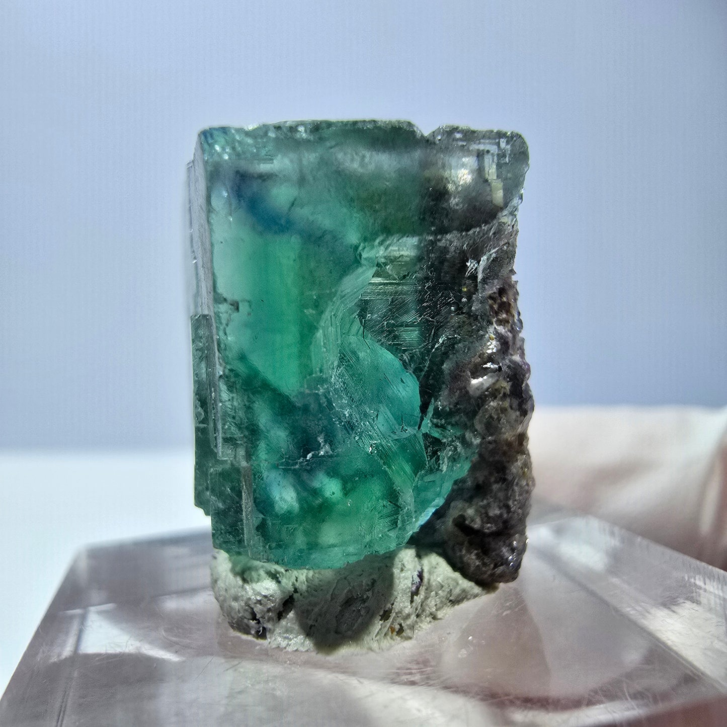 Cube de fluorite fantôme transparente parquetée, vert Okorusu, Namibie 20 x 19 x 15 mm