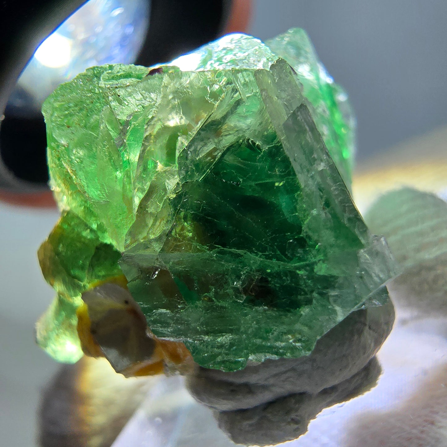 Cube de fluorite fantôme, spécimen de muscovite, Erongo, Namibie, 30 x 23 x 21 mm