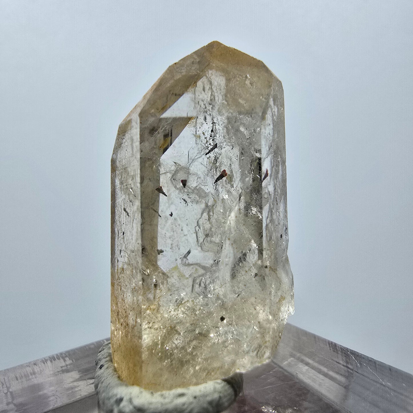 Quartz fantôme Harlequin clair, mine Point Streep, Goboboseb, Namibie, 30 x 14 x 14 mm