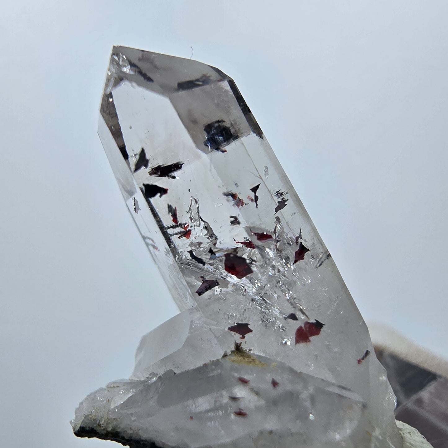 Quartz Harlequin clair, mine Prehnite Point Streep, Goboboseb, Namibie, 32 x 21 x 15