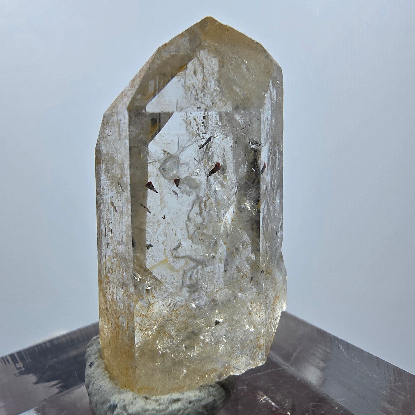Quartz fantôme Harlequin clair, mine Point Streep, Goboboseb, Namibie, 30 x 14 x 14 mm