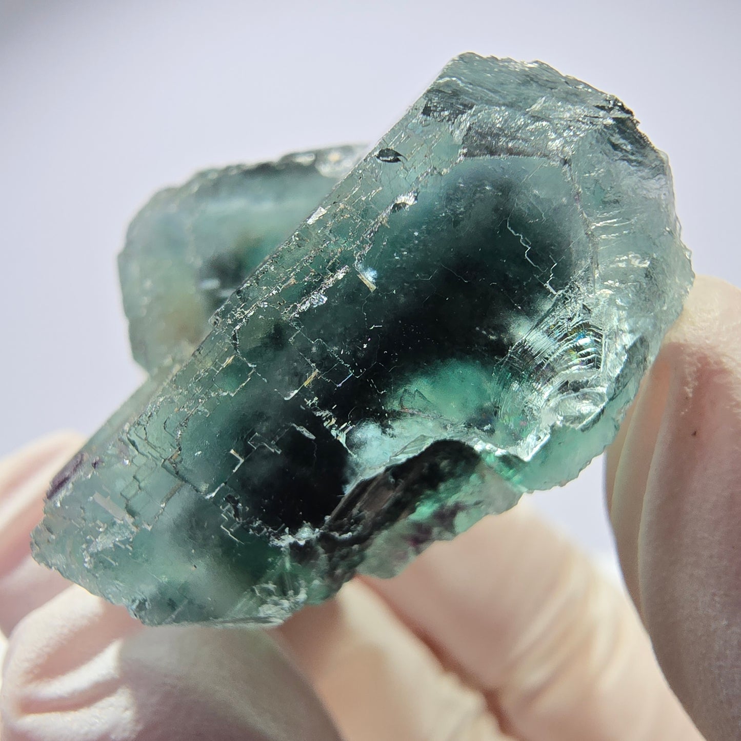Spécimen de cube de fluorite fantôme parqueté vert violet Okorusu, Namibie 40*29*21mm