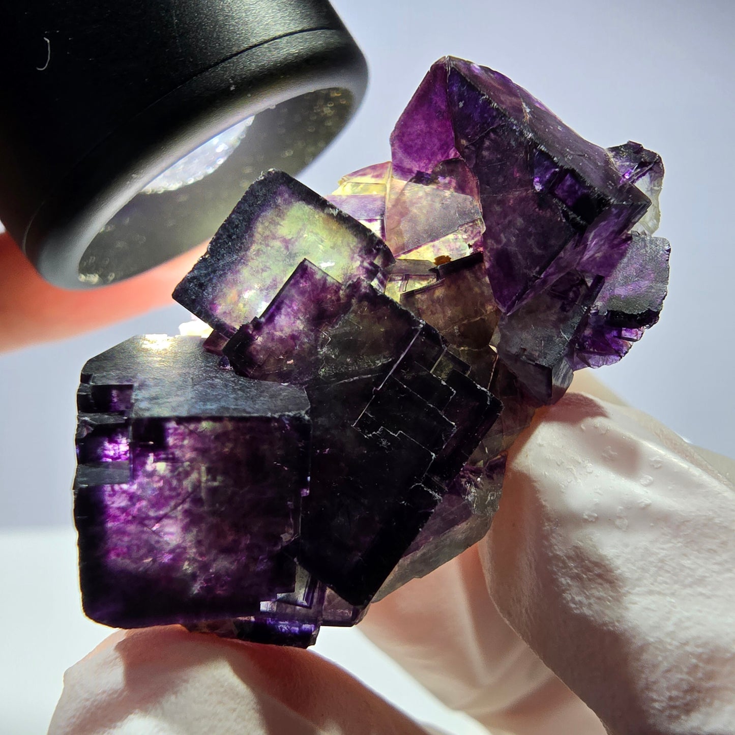 Spécimen de cube de fluorite fantôme parqueté vert violet Okorusu, Namibie 40*26*21mm