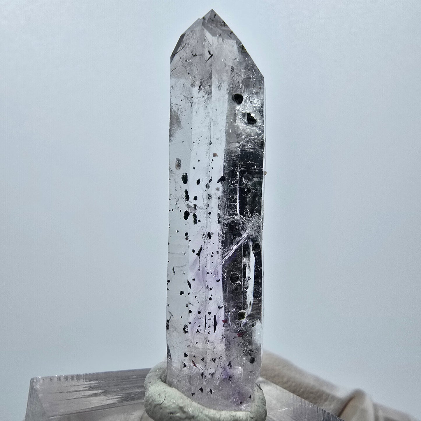 Quartz hématite transparent Point Streep Mine, Goboboseb, Namibie 42 x 12 x 10 mm