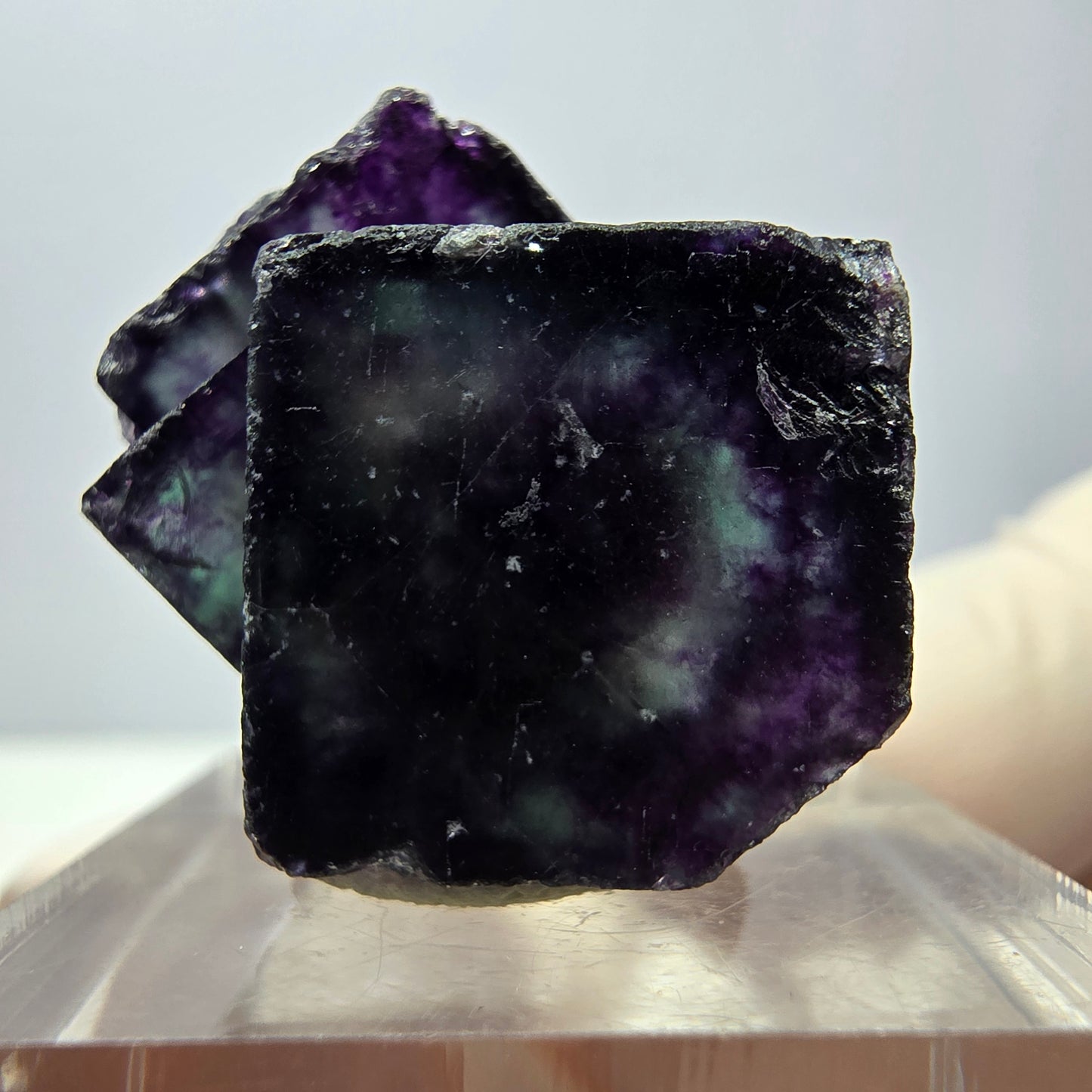 Spécimen rare de cube de fluorite fantôme, vert-violet, Okorusu, Namibie, 27 x 22 x 21 mm