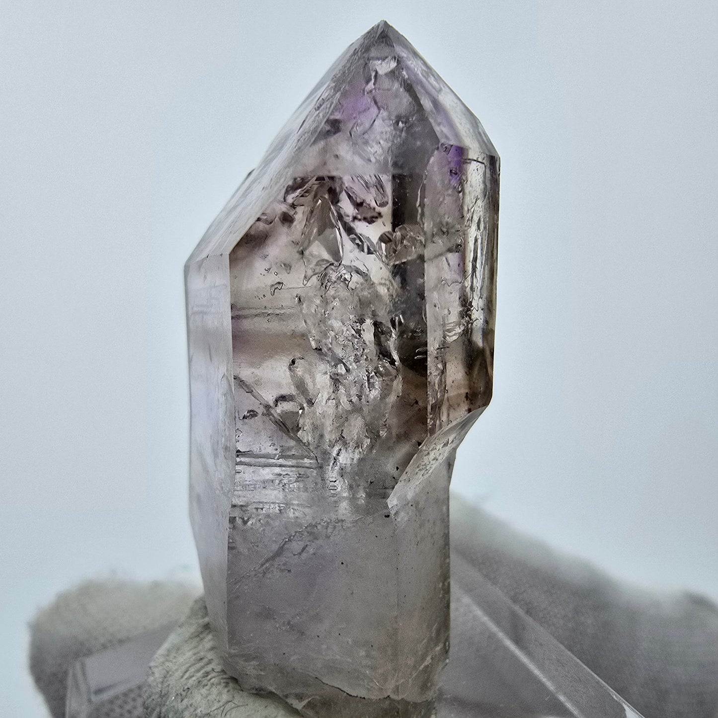 Sceptre d'améthyste fantôme Enhydro 2x Bubble Goboboseb, Namibie 38*20*16mm Collection