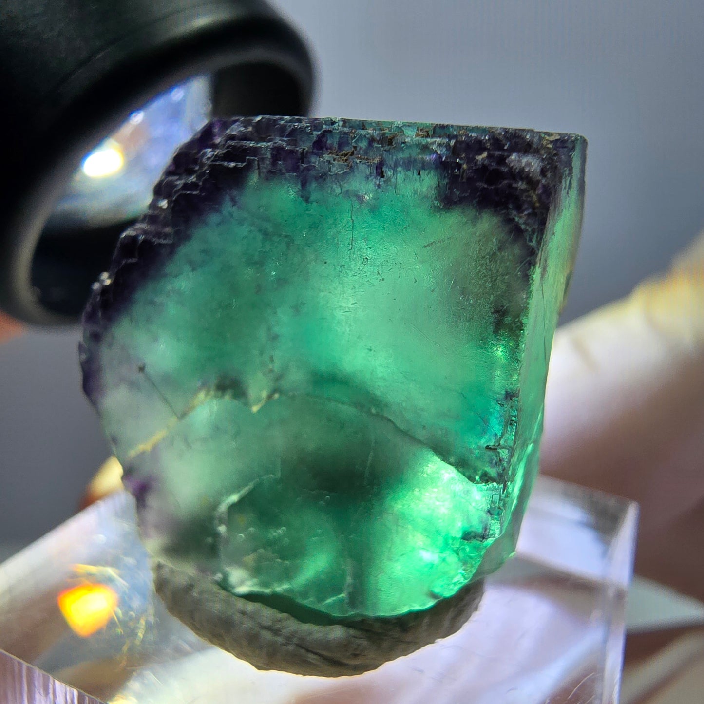 Cube de fluorite fantôme parqueté, zonal, vert violet Okorusu, Namibie 27*22*18mm