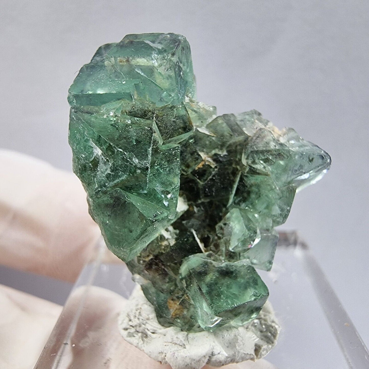 TOP grüne Fluorit Würfel Stufe 27*22*16mm Okorusu, Namibia Mineraliensammlung