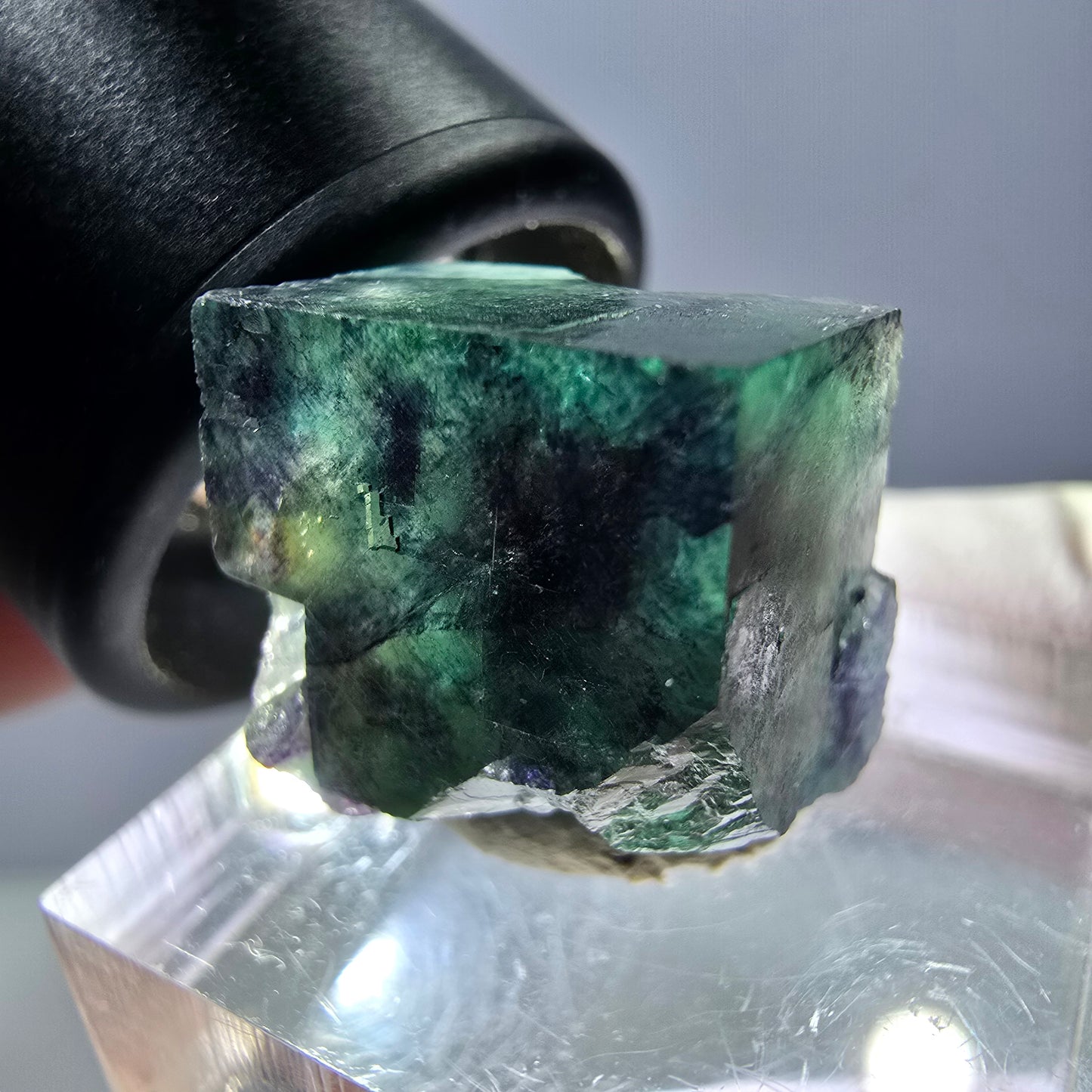 Phantom Fluorite cube parquetted, green purple Okorusu, Namibia 19*16*13mm