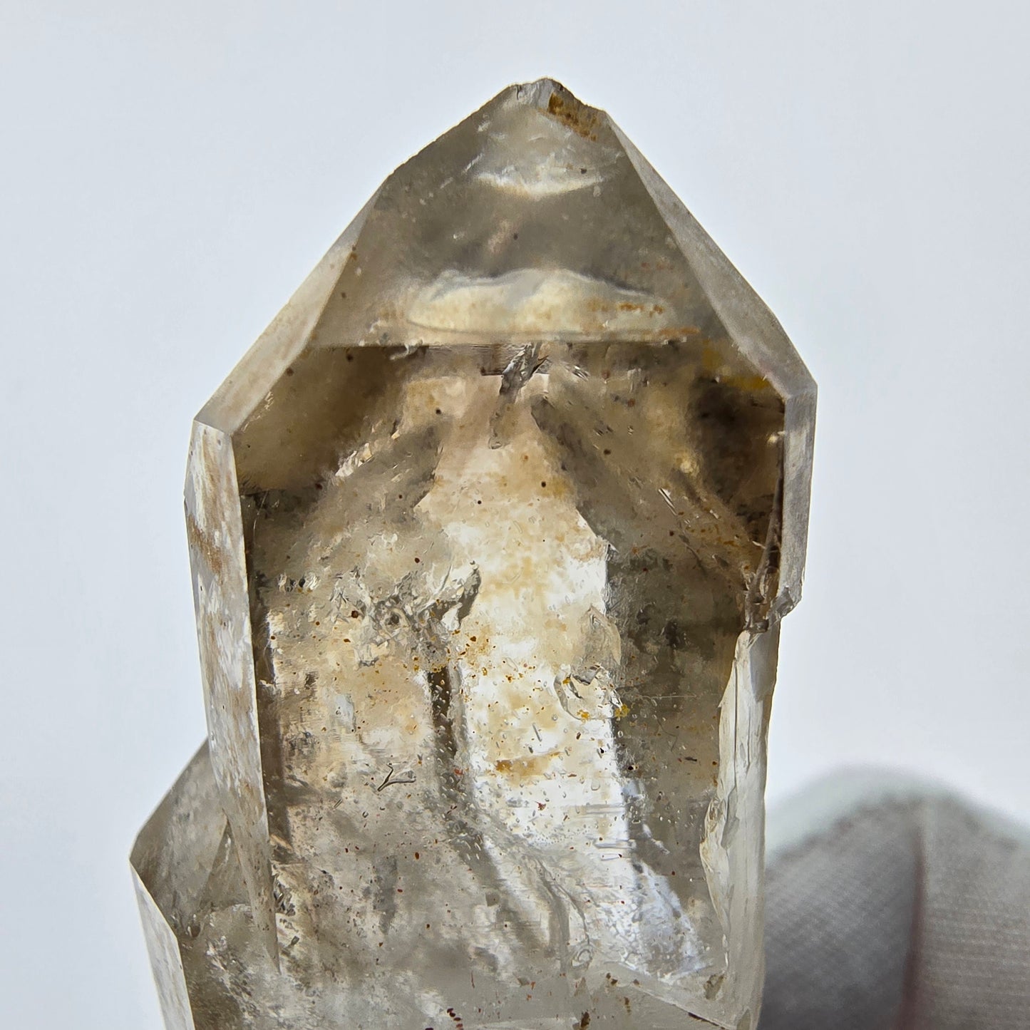 Enhydro Phantom Smoky Quartz Sceptre Tip 1x Bubble Goboboseb, Namibie 52*27*17mm