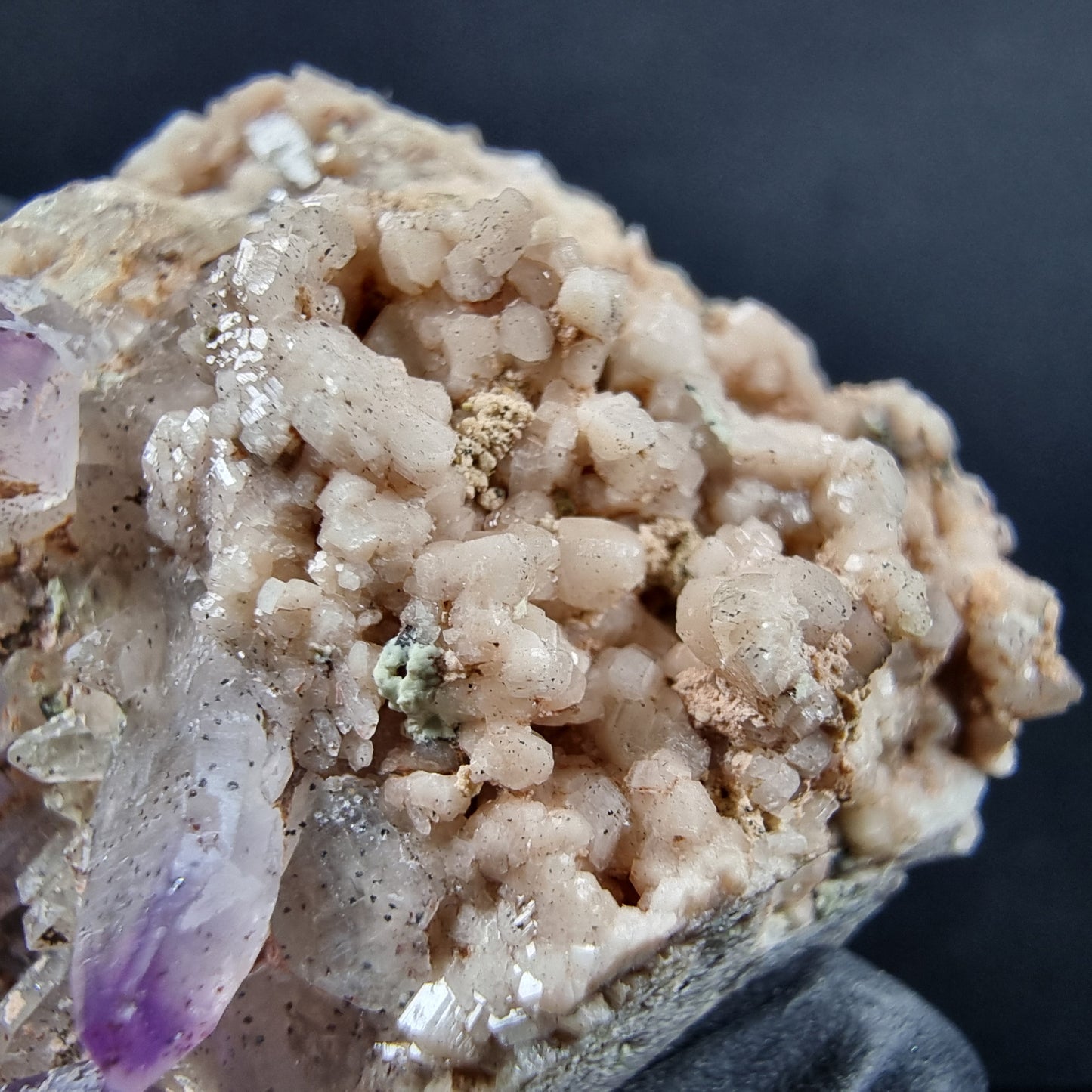 Seltene Brandberg Amethyst Stufe 48*34*36mm Brandberg, Namibia Sammlung