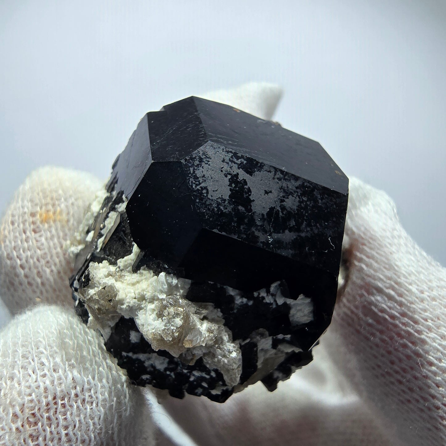 Seltene Schörl Turmalin, Hyalit, Orthoklas Stufe Erongo, Namibia 39*37*26mm