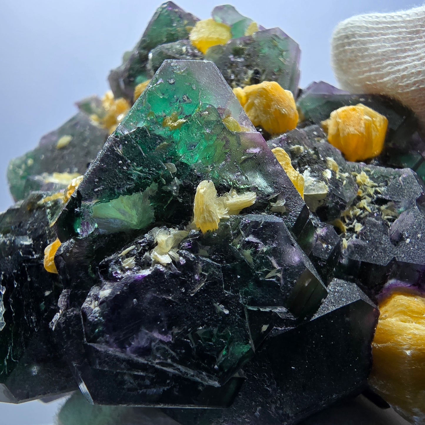 Fluorite fantôme hexagonale, hyalite, tourmaline Schörl, muscovite Erongo, Namibie 93*73*42mm