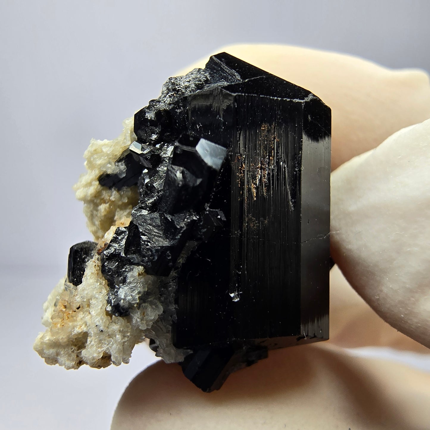 Tourmaline Schörl symétrique, stade orthose collection Erongo Namibie 26*20*14mm
