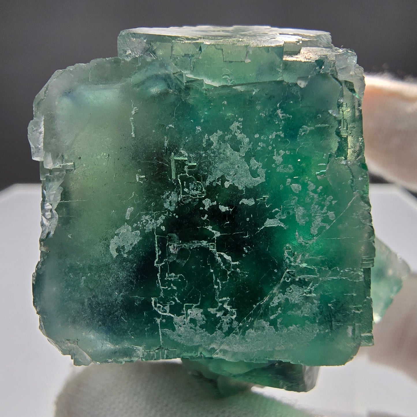 Klare Phantom Fluorit Würfel Stufe grün parkettiert Okorusu, Namibia 46*46*39mm