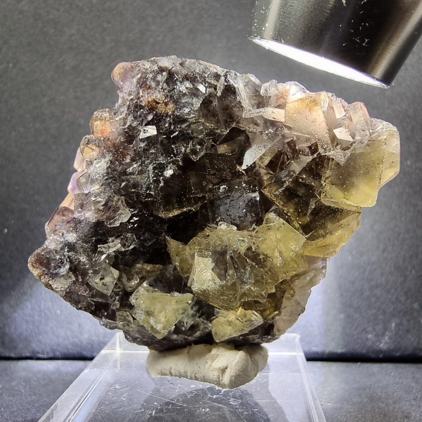 Klare zonare Fluorit XX Würfel Stufe Doppelseitig 38*33*22mm aus Okorusu Namibia