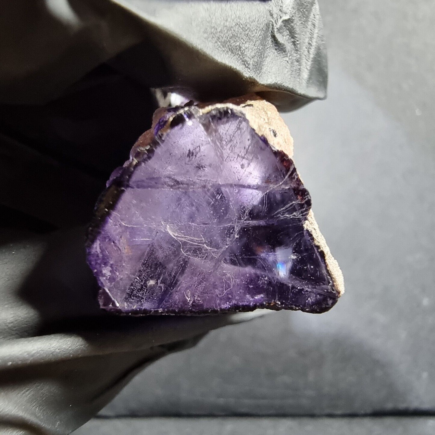 TOP klare Fluorit Würfel Stufe lila weiß 59*27*22mm Erongo, Namibia Sammlung