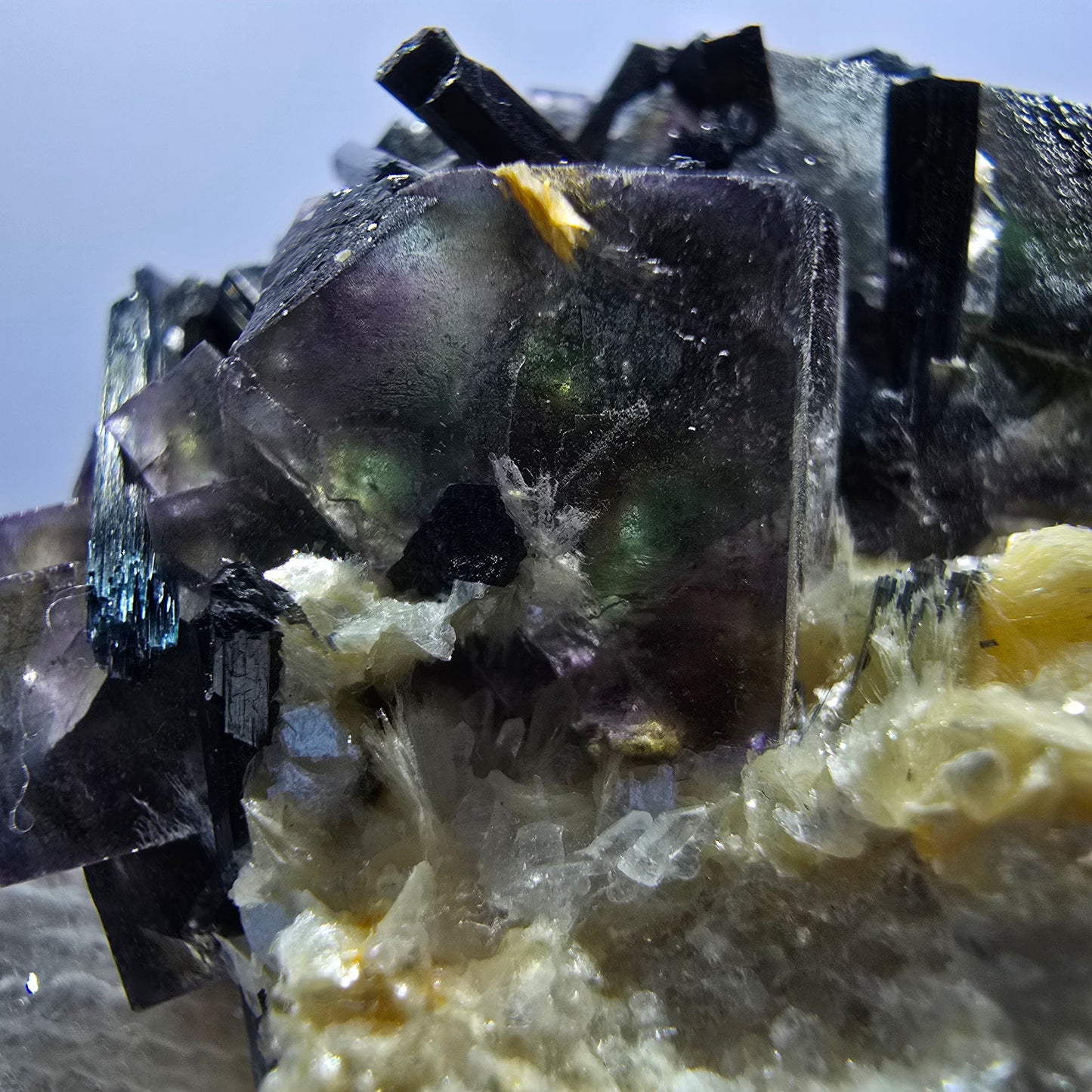 Colorful Phantom Fluorite Cubes Schorl Tourmaline Muscovite Erongo, Namibia 52*50*35mm