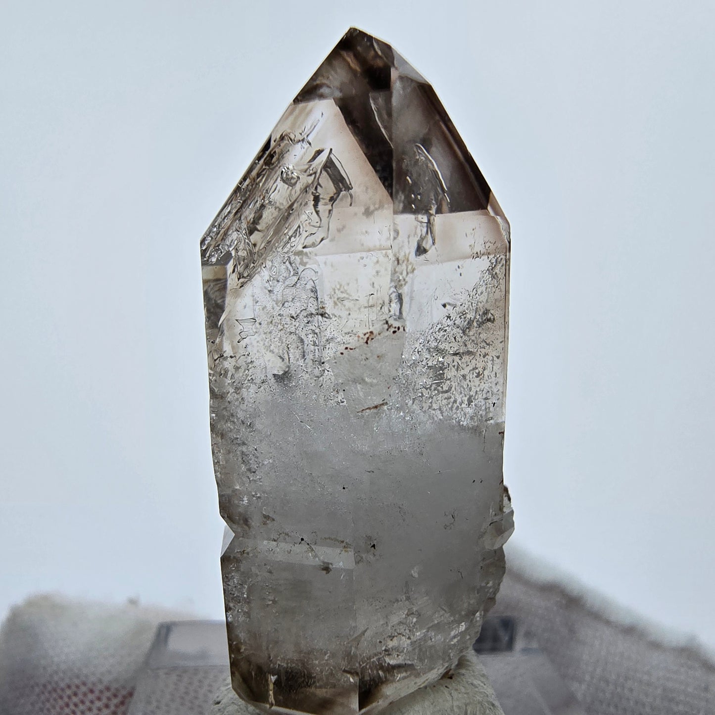 Enhydro Phantom Smoky Quartz Sceptre Tip 1x Bubble Goboboseb, Namibie 37*21*17mm