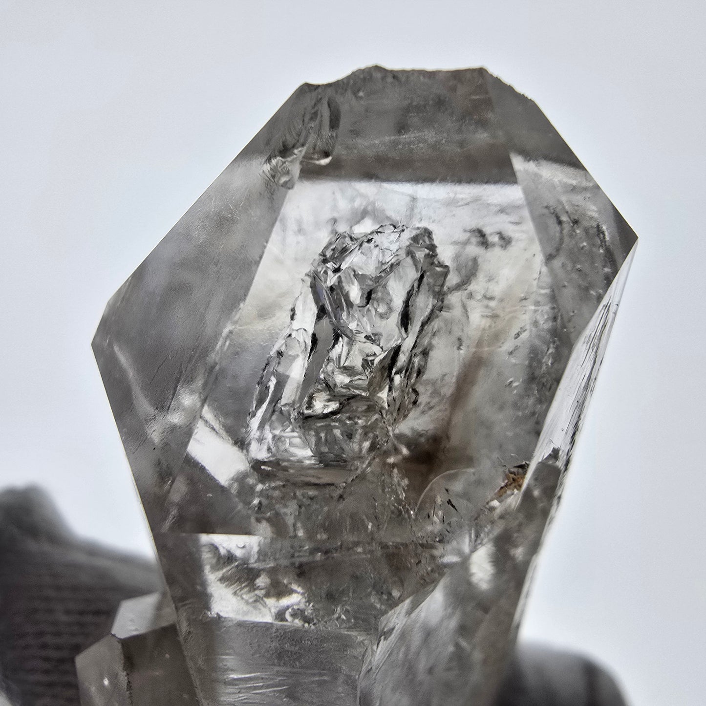 Squelette Fantôme Quartz Fumé DT Sceptre Valentine Pocket Goboboseb Namibie 66*37*24mm