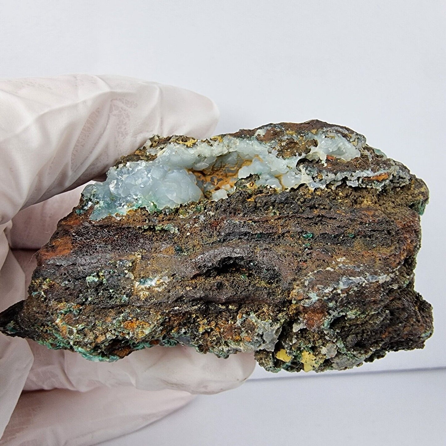 Seltene Smithsonit Stufe blau grau 72*52*29mm 118g Brasilien Mineraliensammlung