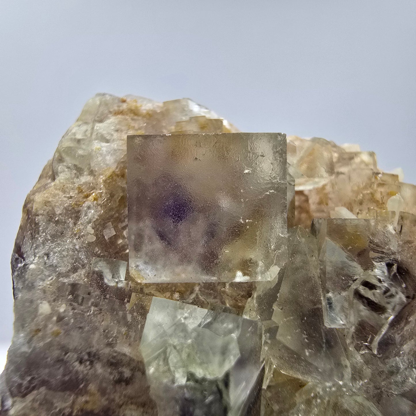 Seltene UV Phantom Fluorit Würfel, Quarz Stufe Brandberg, Namibia 59*39*20mm