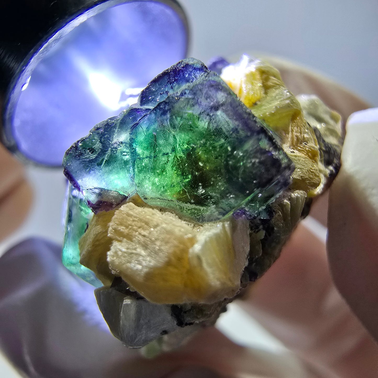 Cube de fluorite fantôme, zonal, muscovite, spécimen de tourmaline Schorl, Erongo, Namibie, 37 x 24 x 20 mm