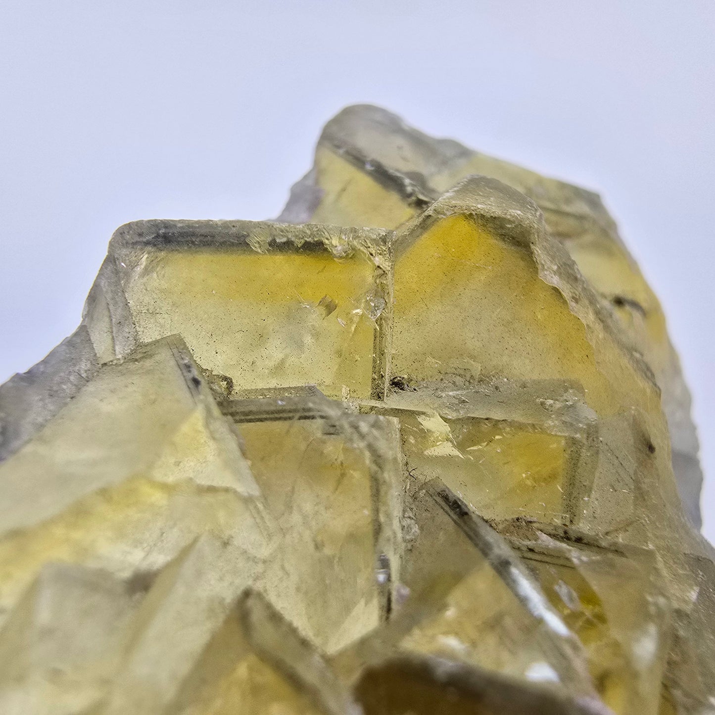 Klare Phantom Fluorit Würfel Stufe gelb Okorusu, Namibia 73*37*13mm Sammlung