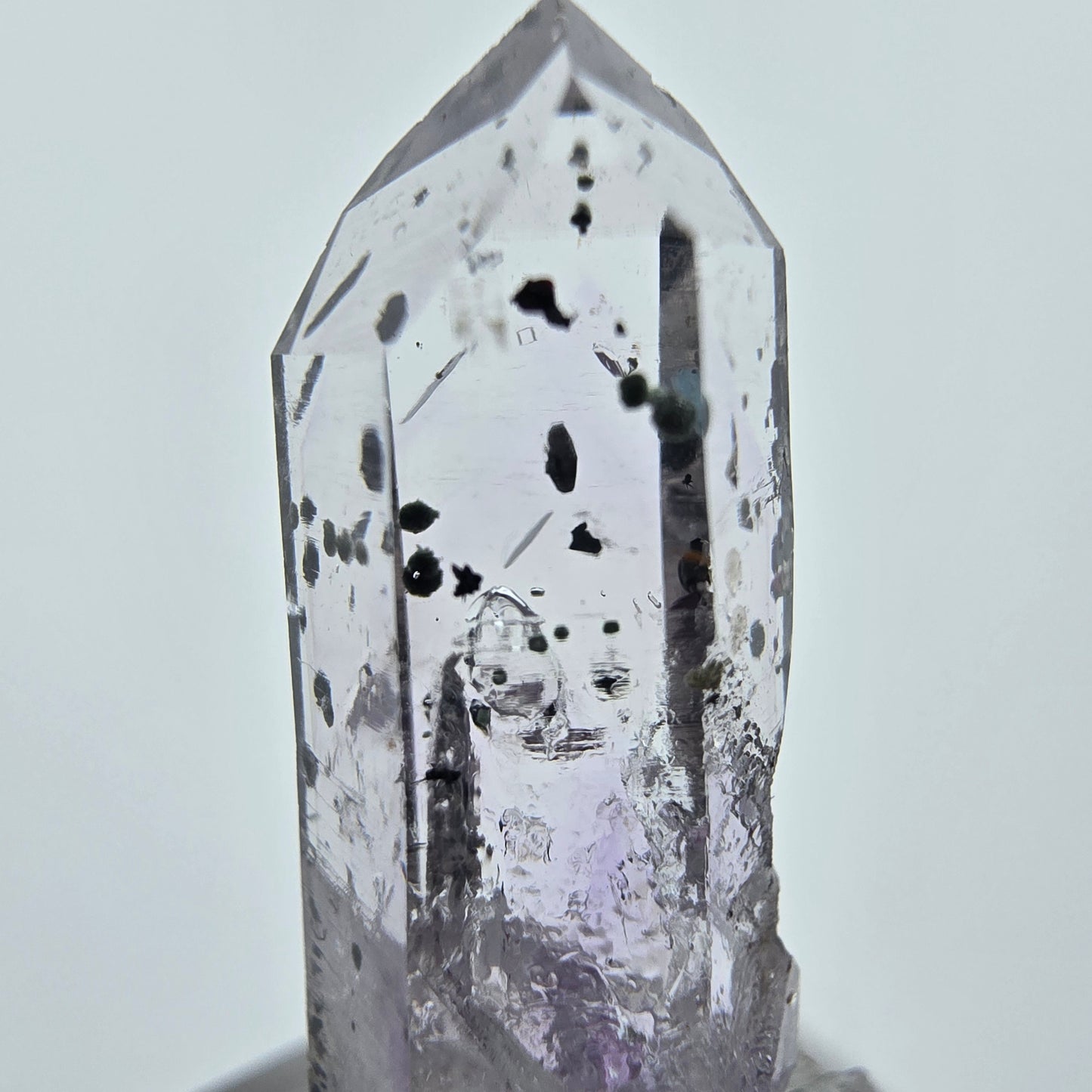 Enhydro Phantom Amethyst Hämatit Quarz Streep Mine Goboboseb Namibia 30*14*10mm Sammlung