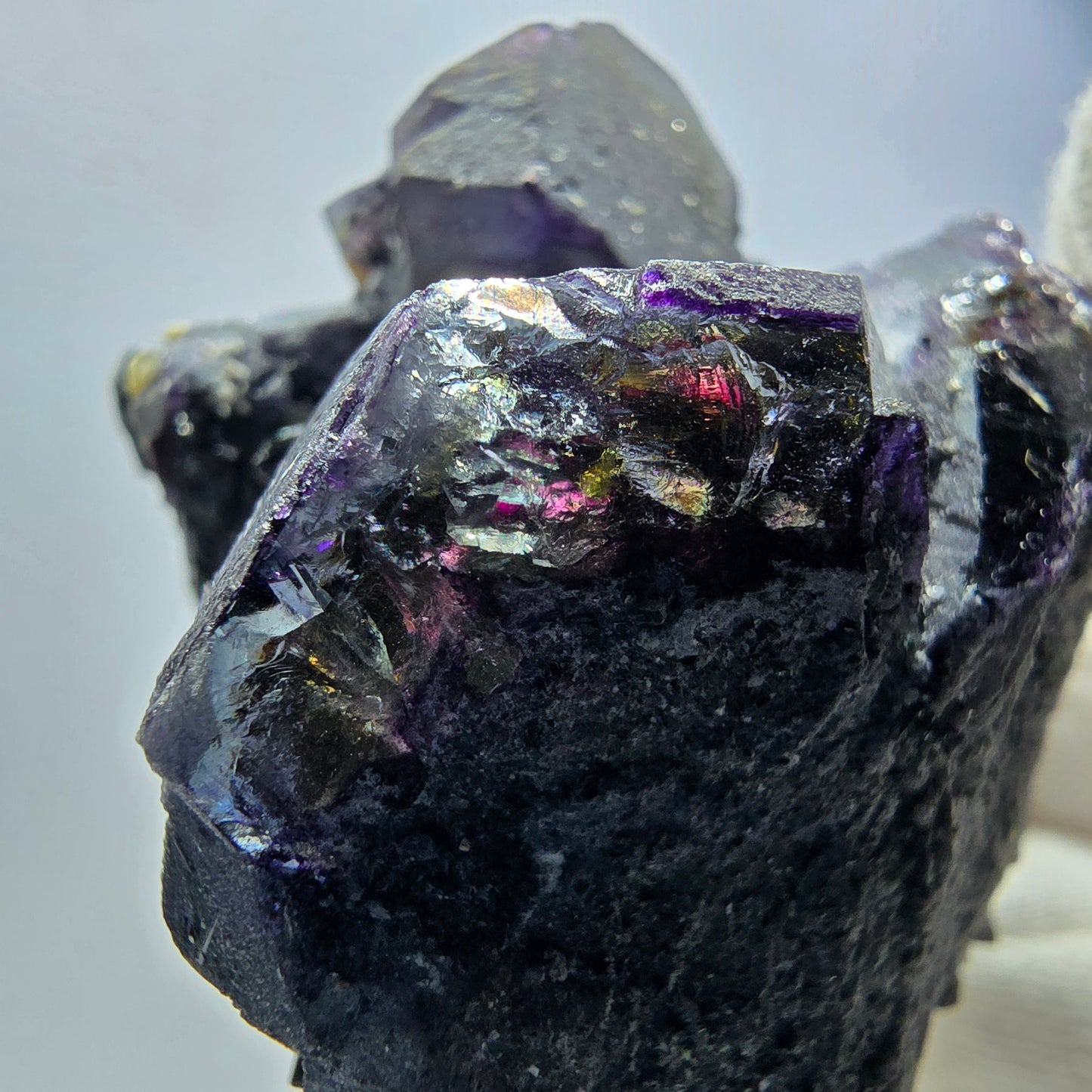 Bunte Phantom Fluorit Schörl Turmalin Hyalit Muskovit Erongo, Namibia 52*46*42mm