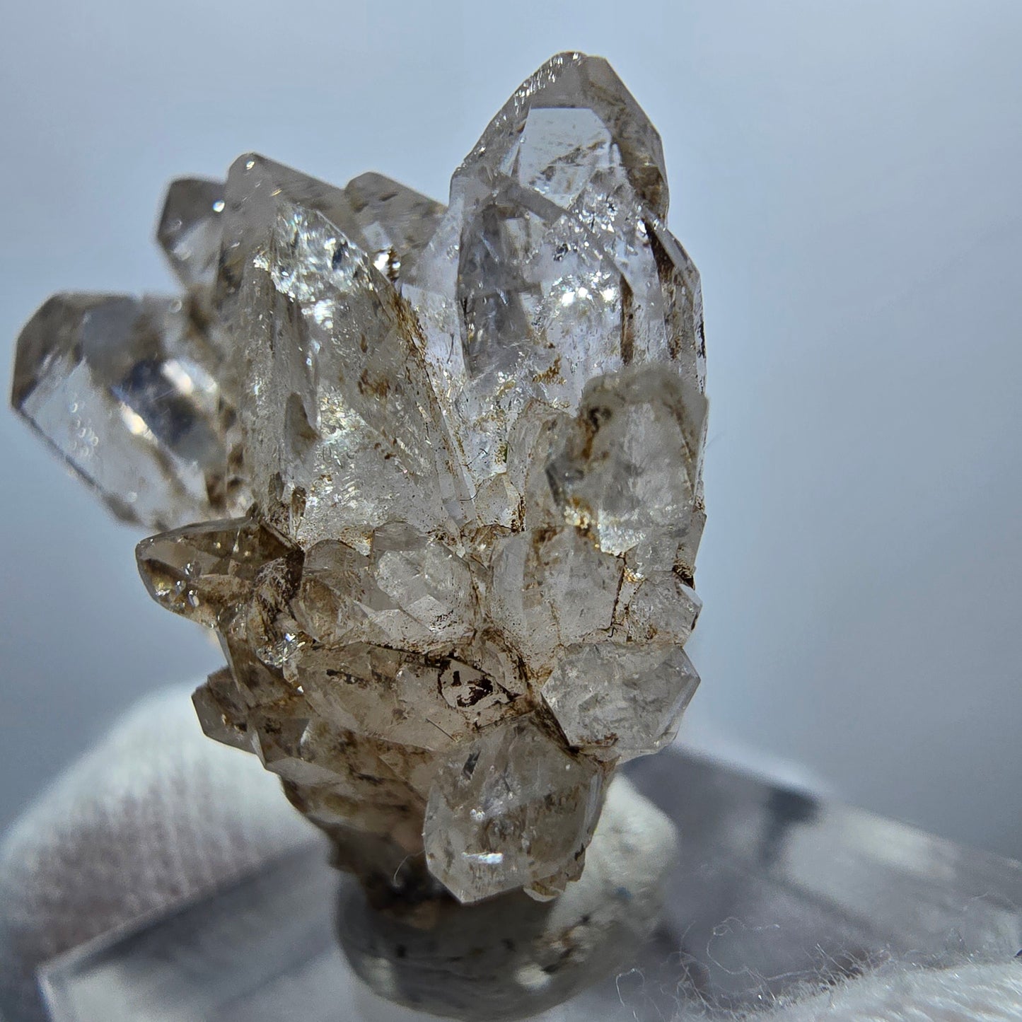 Amas de quartz fumé fantôme transparent, Goboboseb, Namibie, 31 x 25 x 13 mm