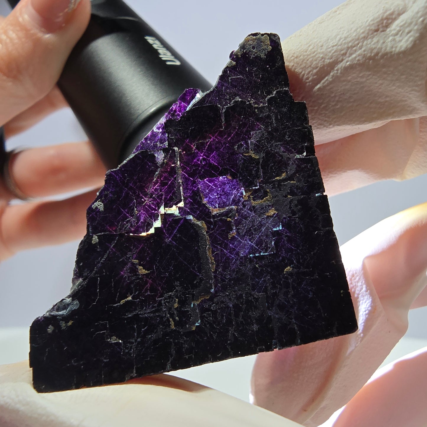 Spécimen de cube de fluorite fantôme vert violet zonal 11:11 Angel Pocket, Namibie 52*42*29mm