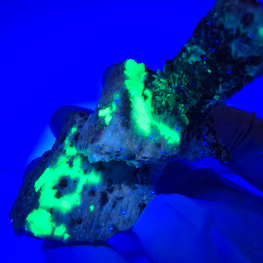 Seltene Schörl Turmalin, Hyalit, Orthoklas, Muskovit Stufe Erongo, Namibia 67*51*31mm