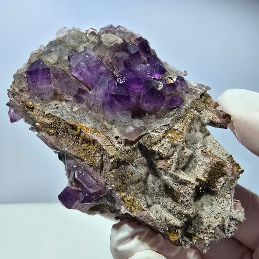 Große Phantom Amethyst mit rotem Hämatit auf Matrix Stufe Goboboseb, Namibia 91*66*35mm