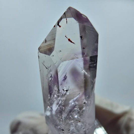 Enhydro Harlekin Phantom Amethyst, 1x Blase Streep Mine Goboboseb, Namibia 42*14*13mm
