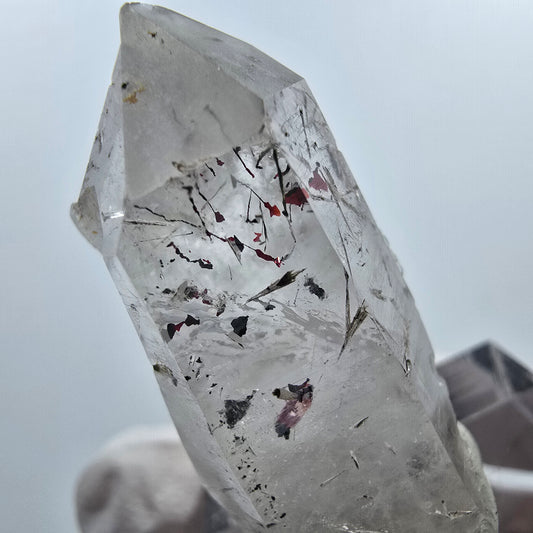 Klare Harlekin, Epidot Quarz Spitze Streep Mine Goboboseb, Namibia 35*16*15mm