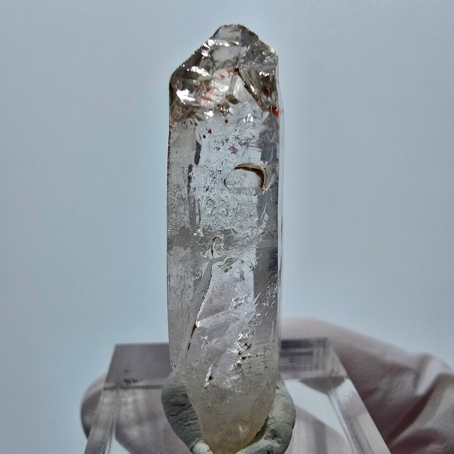 Klarer Phantom Rauchquarz mit Hämatit Goboboseb, Namibia 38*11*9mm