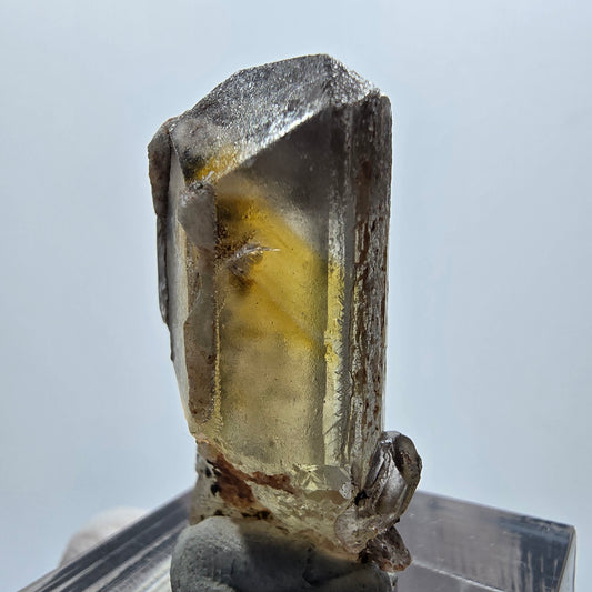 Cristal de barytine rare, brun-jaune, Brukkaros, Namibie, 31 x 17 x 11 mm