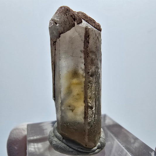 Cristal de barytine rare, brun-jaune, Brukkaros, Namibie, 33 x 16 x 12 mm